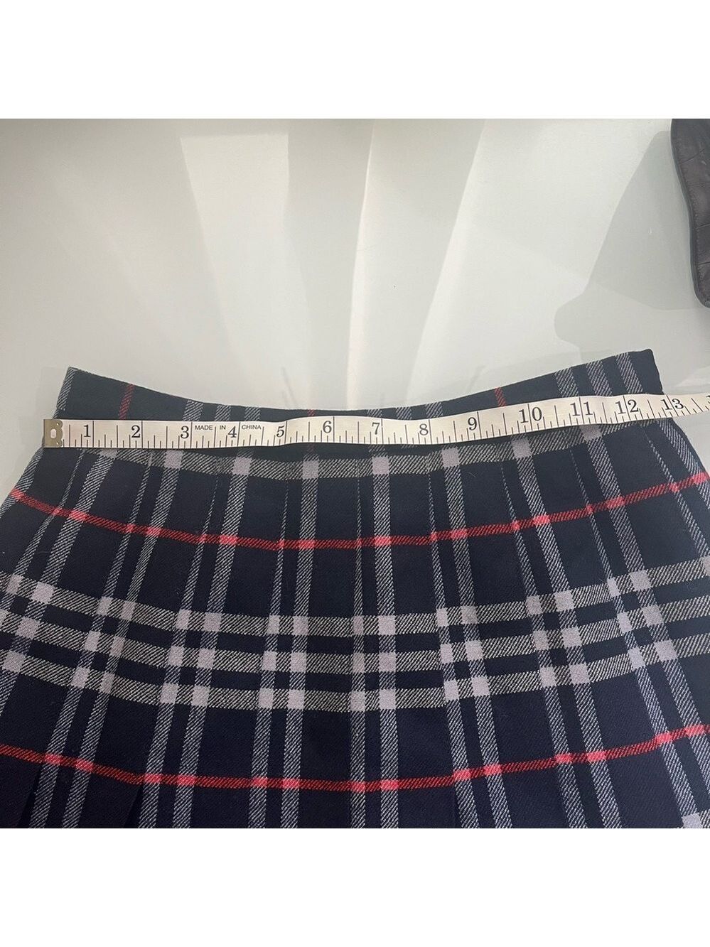 BURBERRYS JAPAN VINTAGE PLEATED BLUE SKIRT - Picture 10 of 11